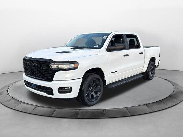 2026 RAM 1500 RAM 1500 EXPRESS CREW CAB 4X4 5'7' BOX