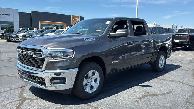 2026 RAM Ram 1500 RAM 1500 TRADESMAN CREW CAB 4X4 5'7' BOX