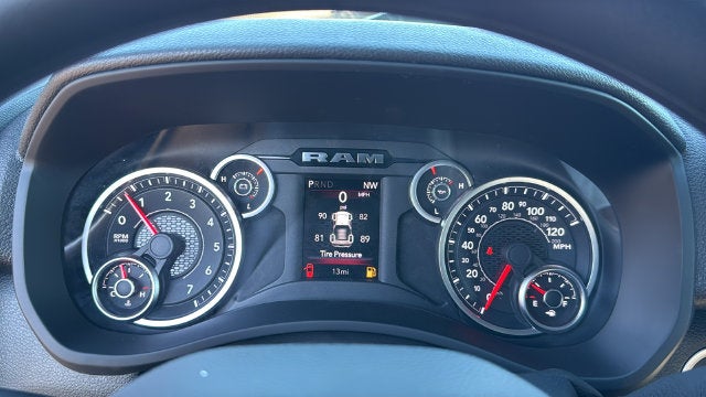 2027 RAM Ram 2500 RAM 2500 TRADESMAN CREW CAB 4X4 6'4' BOX