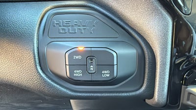 2027 RAM Ram 2500 RAM 2500 TRADESMAN CREW CAB 4X4 6'4' BOX