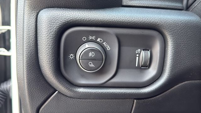 2027 RAM 2500 Black Express