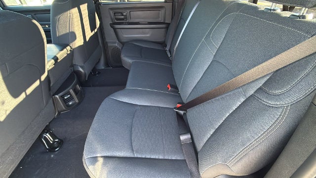 2027 RAM Ram 2500 RAM 2500 BLACK EXPRESS CREW CAB 4X4 6'4' BOX