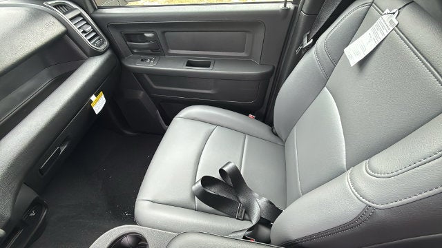 2027 RAM Ram 2500 RAM 2500 TRADESMAN CREW CAB 4X4 6'4' BOX