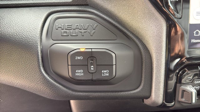 2027 RAM Ram 2500 RAM 2500 TRADESMAN CREW CAB 4X4 6'4' BOX