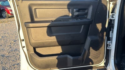2027 RAM Ram 2500 RAM 2500 BLACK EXPRESS CREW CAB 4X4 6'4' BOX