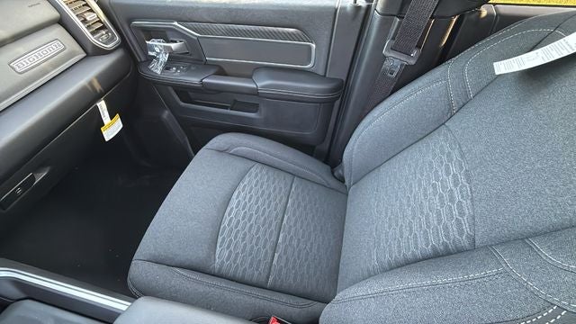 2027 RAM Ram 2500 RAM 2500 BIG HORN CREW CAB 4X4 6'4' BOX