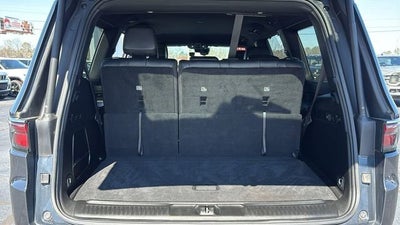 2023 Jeep Wagoneer Base