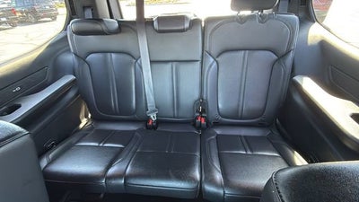 2023 Jeep Wagoneer Base