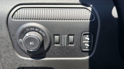 2023 Jeep Wagoneer Base