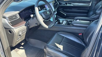 2023 Jeep Wagoneer Base