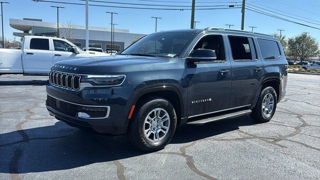 2023 Jeep Wagoneer Base