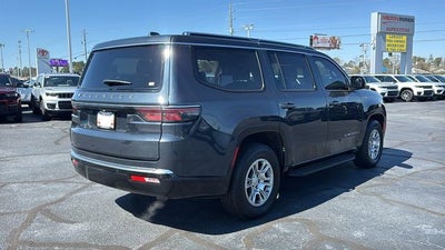 2023 Jeep Wagoneer Base