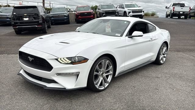2022 Ford Mustang EcoBoost