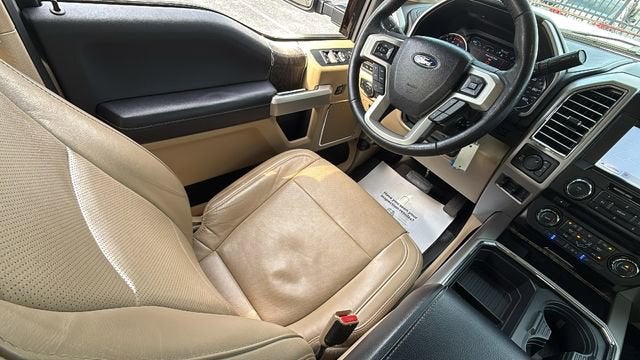2017 Ford Super Duty F-350 SRW Platinum