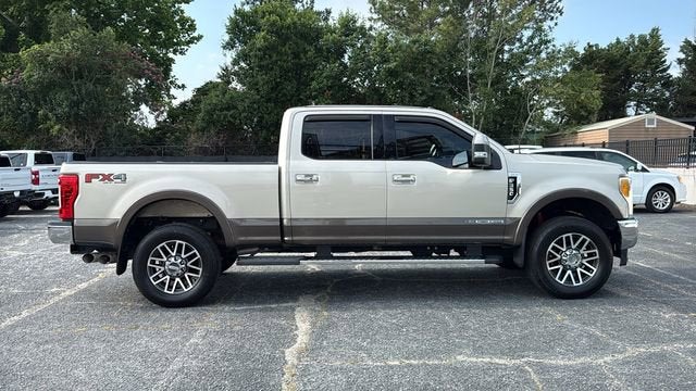2017 Ford Super Duty F-350 SRW Platinum