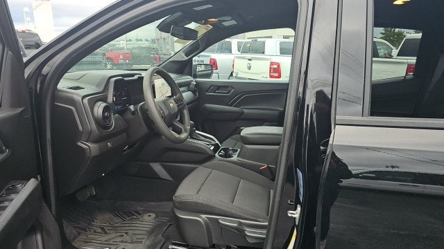 2025 Chevrolet Colorado WT/LT