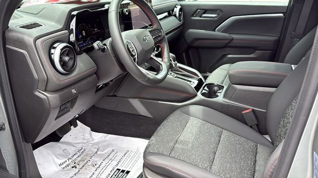 2026 Chevrolet Colorado Z71 - Photo 27