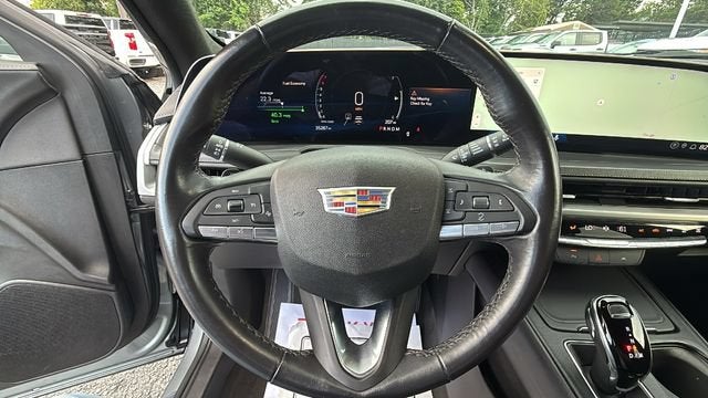 2025 Cadillac XT4 Premium Luxury