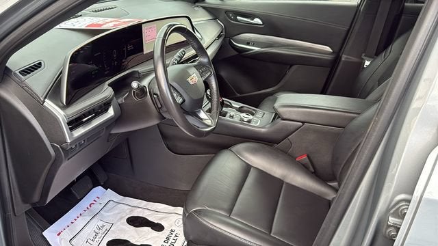 2025 Cadillac XT4 Premium Luxury
