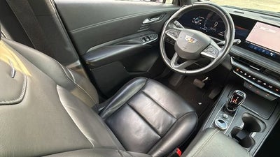 2024 Cadillac XT4 Premium Luxury
