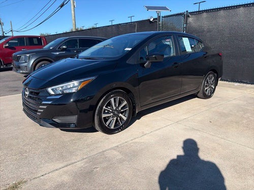 2025 Nissan Versa SV