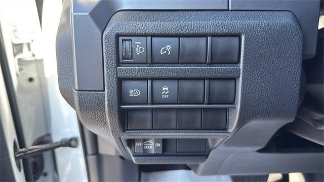 2025 Toyota Tacoma 2WD SR5