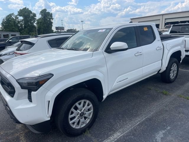 2025 Toyota Tacoma 4WD SR