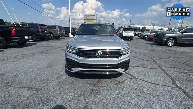 2023 Volkswagen Tiguan SE R-Line Black