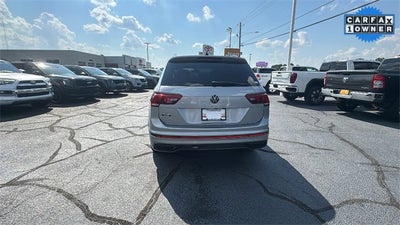 2023 Volkswagen Tiguan SE R-Line Black