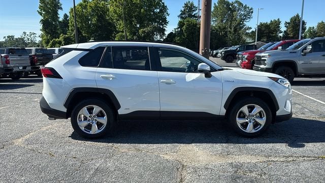 2021 Toyota RAV4 Hybrid LE