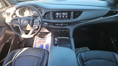 2022 Buick Enclave Essence