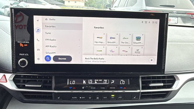 2025 Toyota Sienna XLE