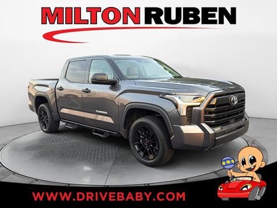 2022 Toyota Tundra 4WD SR5
