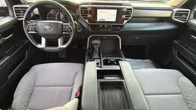 2022 Toyota Tundra 4WD SR5