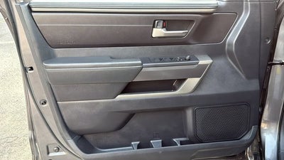 2022 Toyota Tundra 4WD SR5