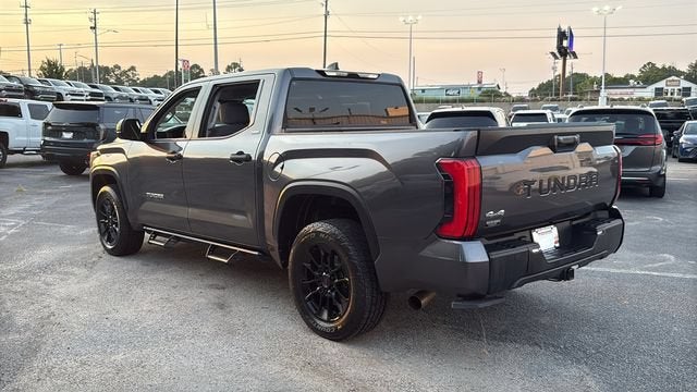 2022 Toyota Tundra 4WD SR5