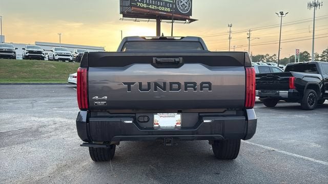 2022 Toyota Tundra 4WD SR5