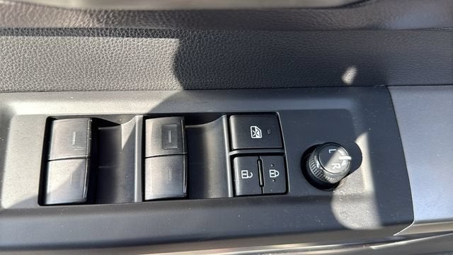2023 Toyota Tundra 4WD SR5