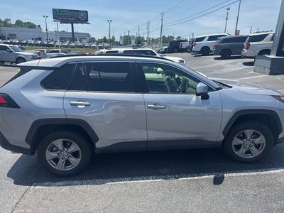 2023 Toyota RAV4 Hybrid XLE