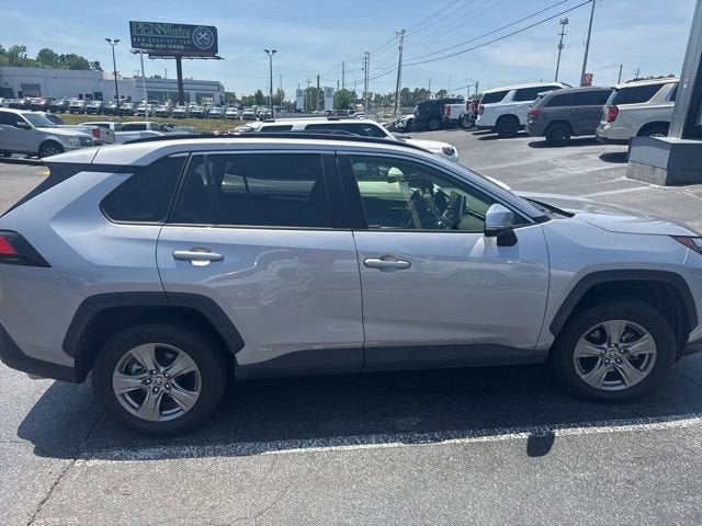 2023 Toyota RAV4 Hybrid XLE