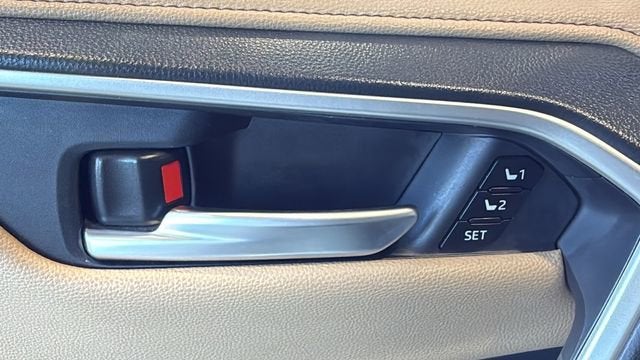 2020 Toyota RAV4 Limited