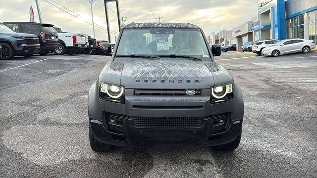 2025 Land Rover Defender X-Dynamic SE