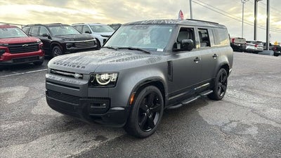 2025 Land Rover Defender X-Dynamic SE